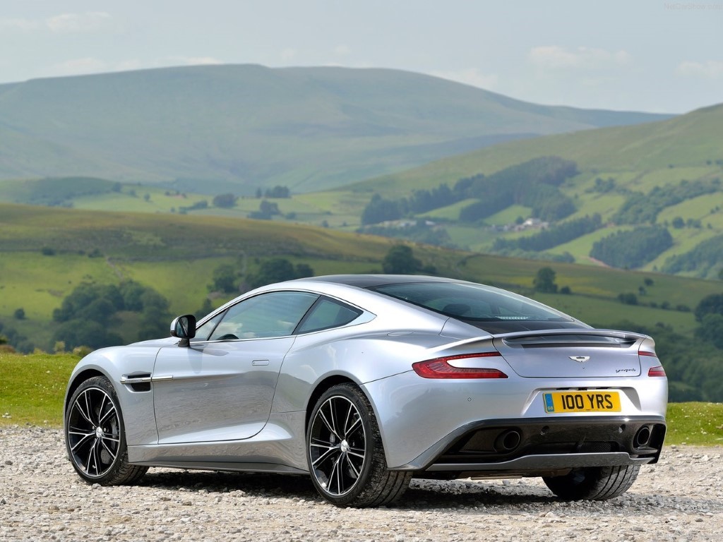 Aston Martin Vanquish 5.9 V12 Touchtronic II